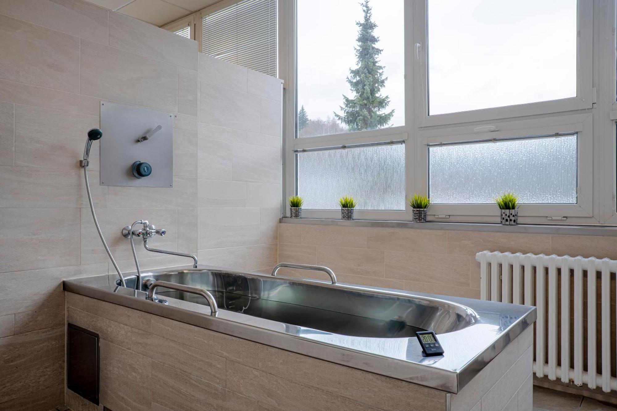 Hotel Behounek Jachymov Luaran gambar