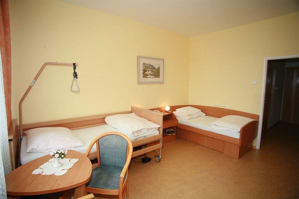 Hotel Behounek Jachymov Luaran gambar